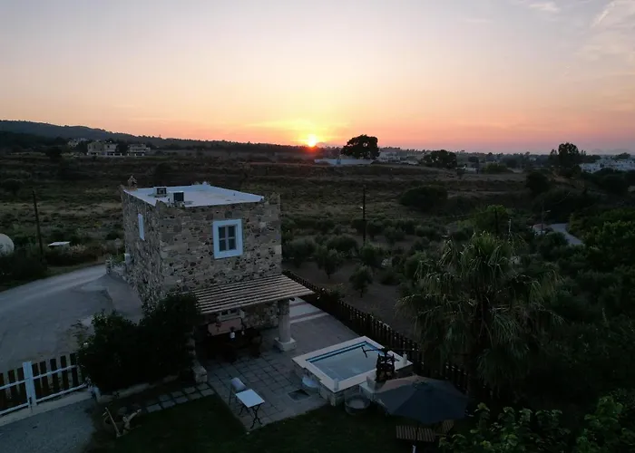 Traditional Kos Villa With Swimming Pool, Lawn Yard And Bbq