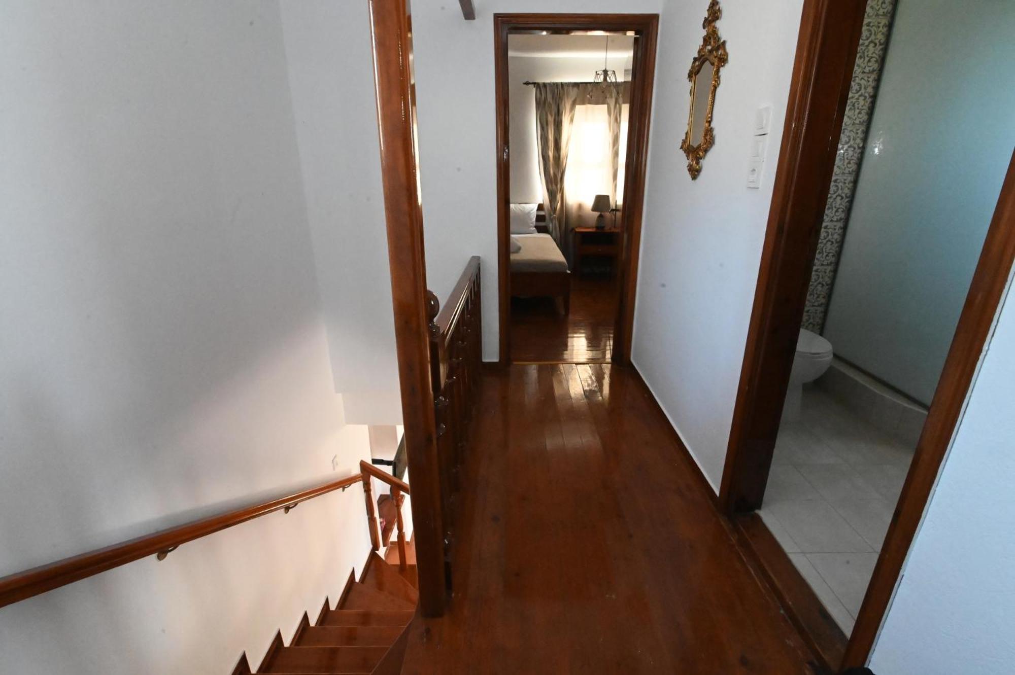 Traditional With Swimming Pool, Lawn Yard And Bbq * Kos Town
